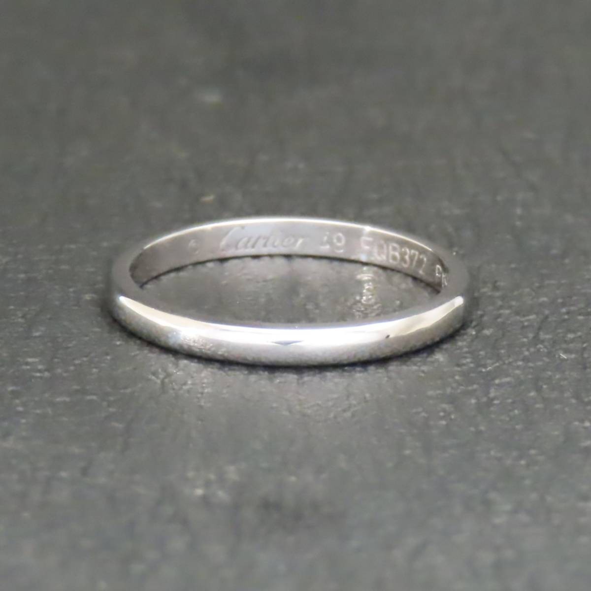 Excellent Condition CARTIER 1895 WEDDING BAND Cartier 1895 Wedding Ring Platinu