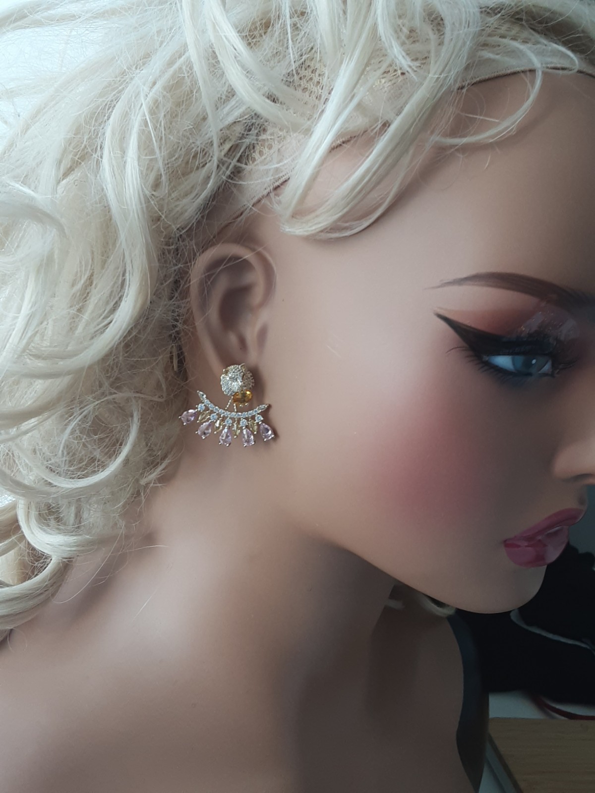 Gold Tone Panther Animal Dangle Earrings Pink Pear Stone Butterfly Closure thumbnail 8