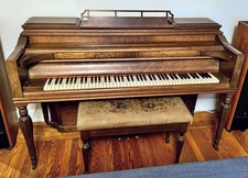 Vintage 1943 Knabe Console Piano &mdash; Mint Walnut Case