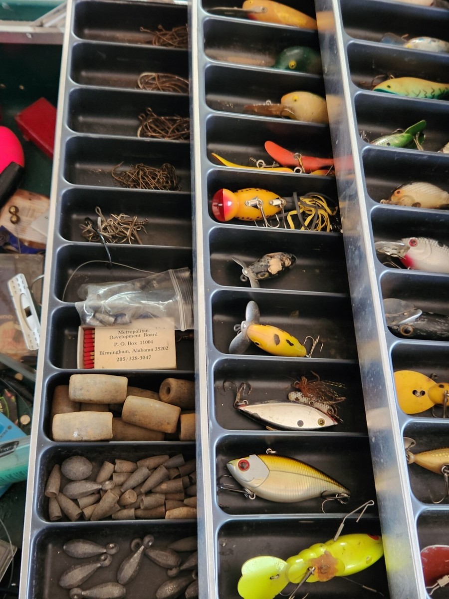Vintage UMCO 3500U Fishing Tackle Box 10 Tray Possum Belly Vintage UMCO 3500U Fishing Tackle Box 10 Tray Possum Belly