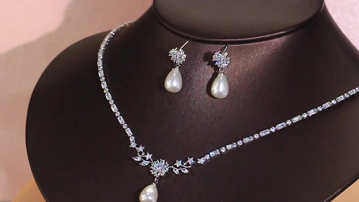 【TommassiniJewelry】Pearl Drop Yネックレス HORSESHOE AQUAMARINE(3月) NECKLACE(2JN1068)K10 ネックレス
