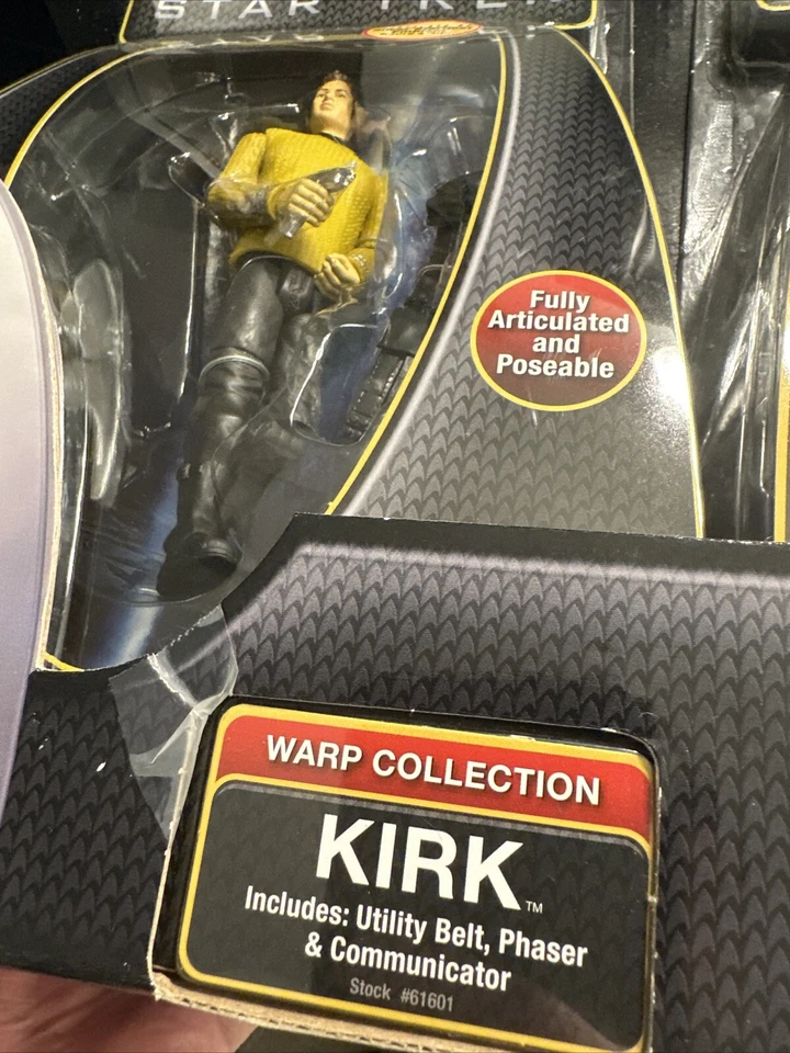 Star Trek Bonus 2 Pack Kirk and Cadet McCoy NUEVO  Foto 3 de 4