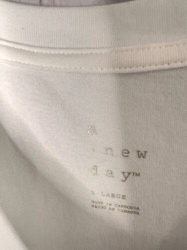 A New Day Womens SHIRT XL White Cotton Embroidered Eyelet Sleeves NWOTS - Picture 2 of 10