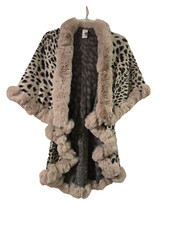 WEAR TO LOVE Cheetah Print Faux Fur Cape Shawl Wrap