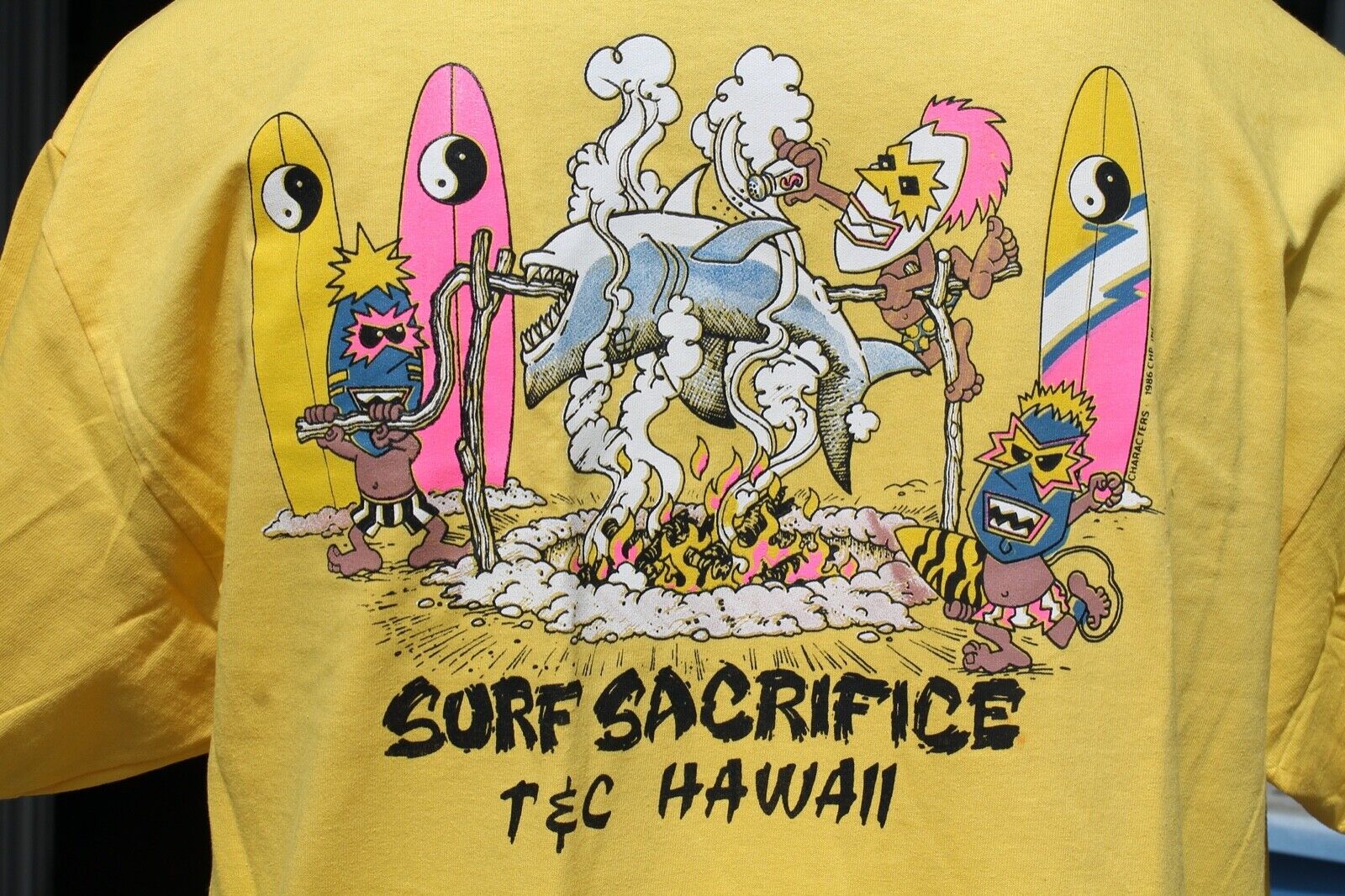 T&C Town and Country Surfboards Hawaii Neon Yellow OG 80's Surf Shark XL  T-SHIRT
