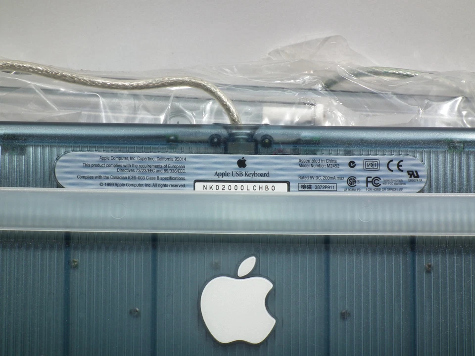 NEW Vintage Apple M2452 iMac G3 Wired Keyboard - Graphite Clavier Québécois - Image 4 of 4