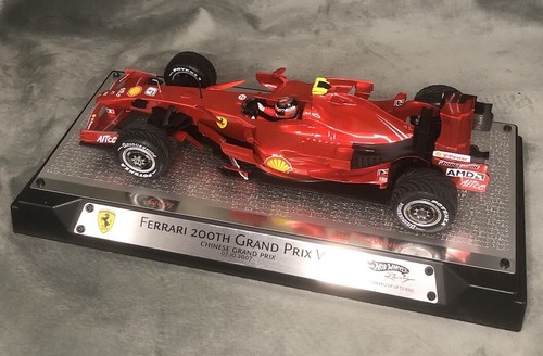 Hot Wheels F1 1:18 K Raikkonen Ferrari F2007 200th Ferrari GP Win Chinese GP2007 - Picture 5 of 8