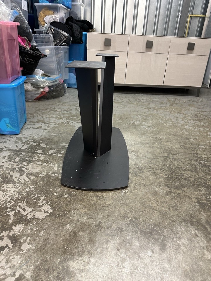 Furniture Village Merlin extendable dining table eBay