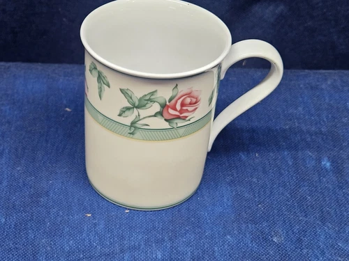 Vintage 2000, Wedgewood Fine China England "English Garden Rose" Individual Mug