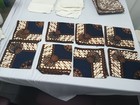 lot of Vintage Linen Embroidered Napkins plus others — photo 4