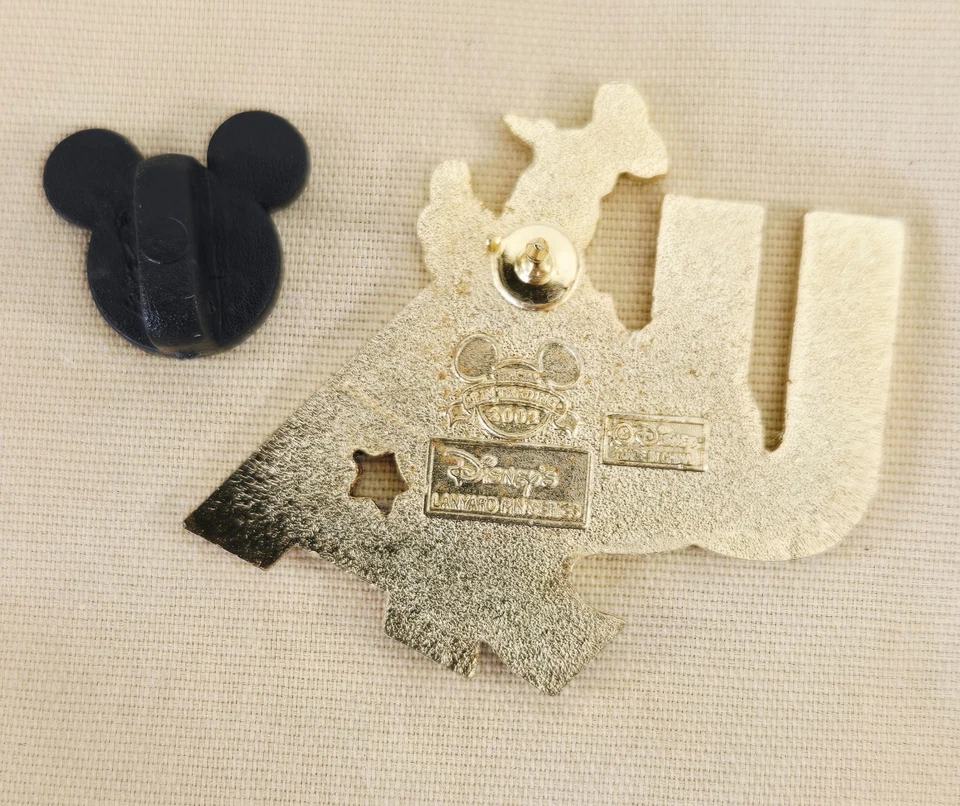 Disney Pin GOOFY USA Patriotic Lanyard Pin Series 2002 Authentic - Image 2 of 2