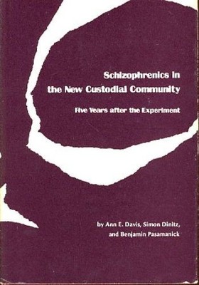 Schizophrenics in the New Custodial Community. Five Years after the Experiment.