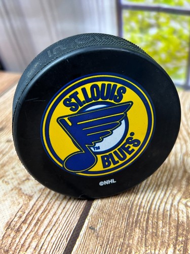 NHL Official Licensed Product Hockey Puck St Louis Blues
