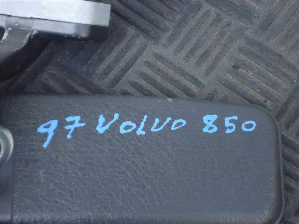 1992-1997 Volvo 850 3512654 Manual Dimming Rear View Mirror OEM - Image 2 of 4