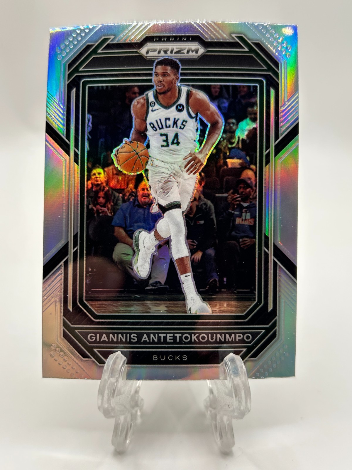 2022-23 Panini Prizm Holo Silver Parallel GIANNIS ANTETOKOUNMPO #96 Bucks