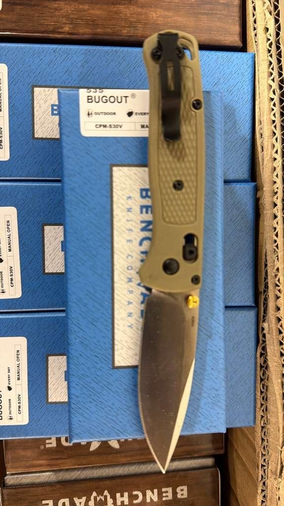 Benchmade Bugout 535 CPM S30V Ranger Green Folding knife with Box