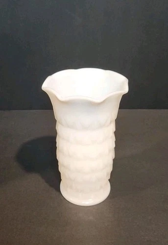 Vintage Hazel Atlas Starbursts Milk Glass Vase Tulip Shape Scalloped Edge 6"