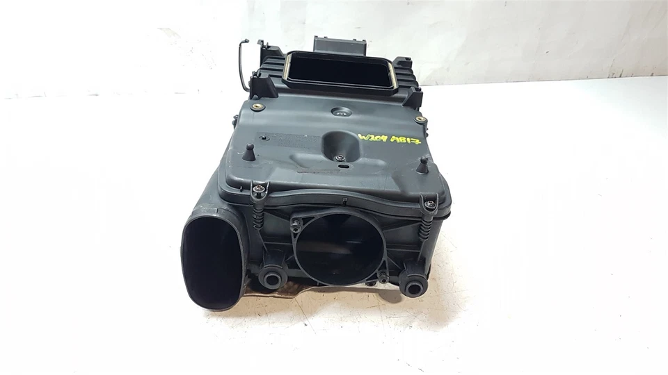 2013 MERCEDES-BENZ C220 AMG SPORT W204 2.1 CDI AIR FILTER BOX A6510902301 - Image 4 of 4