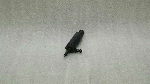 BMW 3 Series E92 Washer Fluid pump 6973097 Waschwasserpumpe