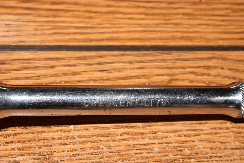 Vintage 19 Pc Crescent Tools  3/8 Drive Socket Set W Ratchet Driver - Image 2 of 4