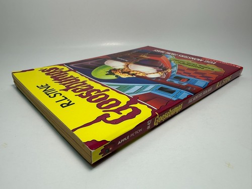 w/ BOOKMARK & CARDS 1st Print #42 Egg Monsters from Mars Goosebumps Book Stine - Picture 5 of 24