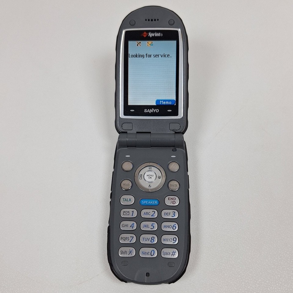 Sanyo SCP7300 Silver/Black Flip Phone (Sprint) eBay