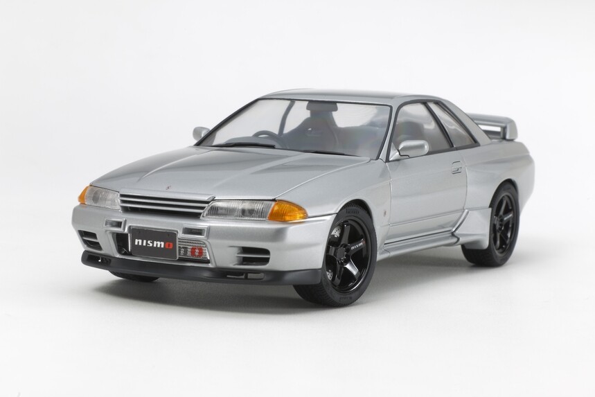自動車 TAMIYA Nissan Skyline GT-R R32 1/24 Amazon.com: Tamiya Nissan Skyline GT-R R32 - Nismo Custom 1