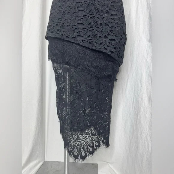 Fashion Nova Size M Prue Lace Bodycon Sheath Dress Mock Neck Sleeveless BlackNWT