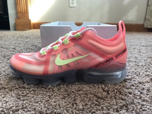 nike air vapormax 2019 women's pink