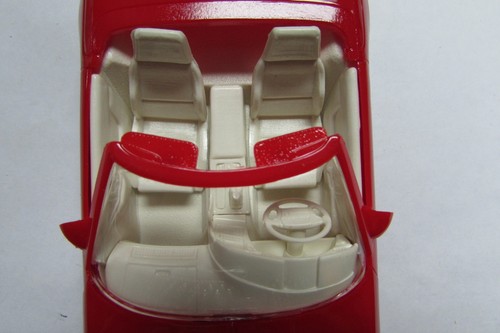 AMT/ERTL PROMO 1992 CORVETTE CONVERTIBLE BRIGHT RED/WHITE INT COLLECTOR 6666 - Picture 6 of 10