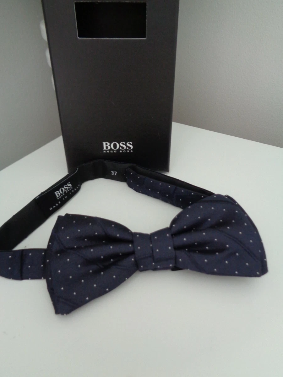 Boss top bow tie