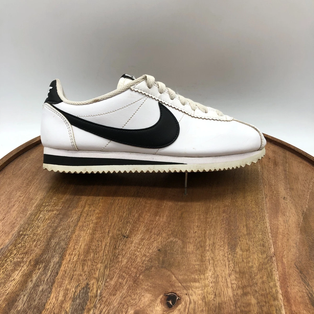 Nike classic cortez womens hotsell black