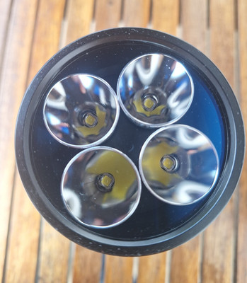 Eagletac MX25L4C Led Taschenlampe 4020 ANSI Lumen NEUTRAL WHITE