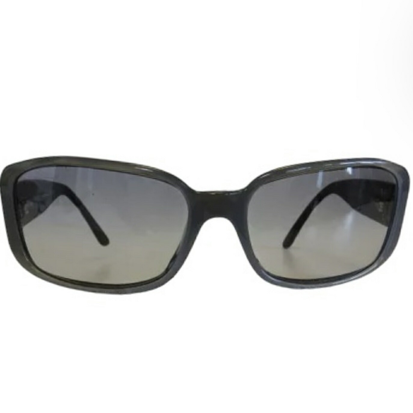 CHANEL gray women's sunglasses with case and box pre-owned