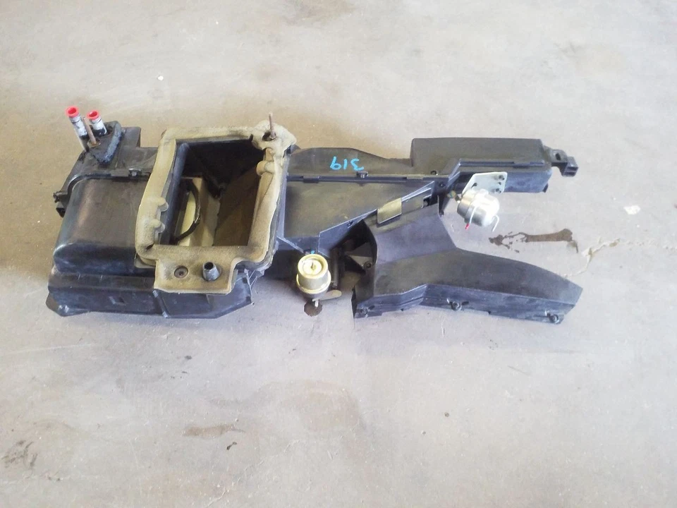 Carcaça de aquecedor atrás do painel | Compatível com Ford F150 F250 F350 Bronco 1992-1994 - Imagem 3 de 4