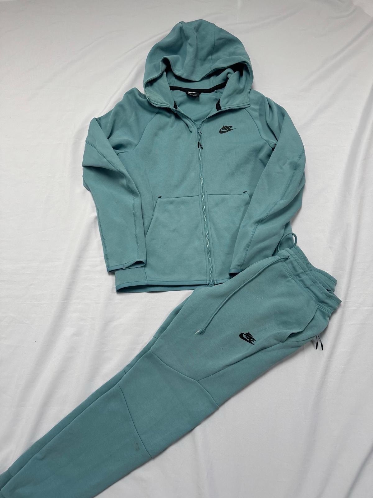 Men’s Nike Tech Fleece Full Tracksuits Hoodie Joggers Small Old Season Baby Blue