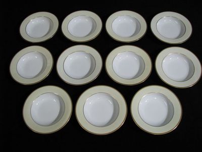Stunning Set of 11 TK Thun Czech Porcelain Rimmed Soup Bowls ~ Gold Gilt