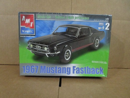 AMT/31550 1967 FORD MUSTANG FASTBACK KOSTENLOSER VERSAND