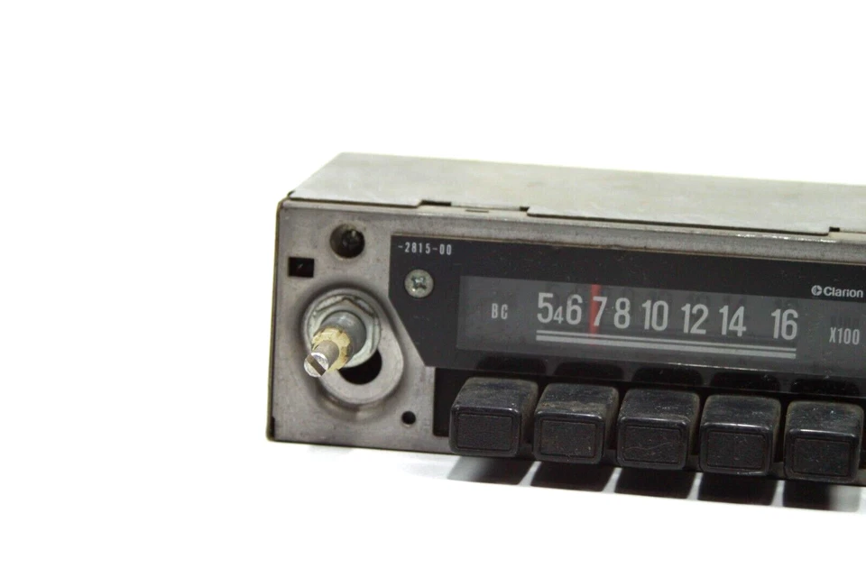 Subaru DL GL Brat Leone Gen1 OEM Clarion AM радио с рамкой - 1978? RF-1421 - Изображение 4 из 4