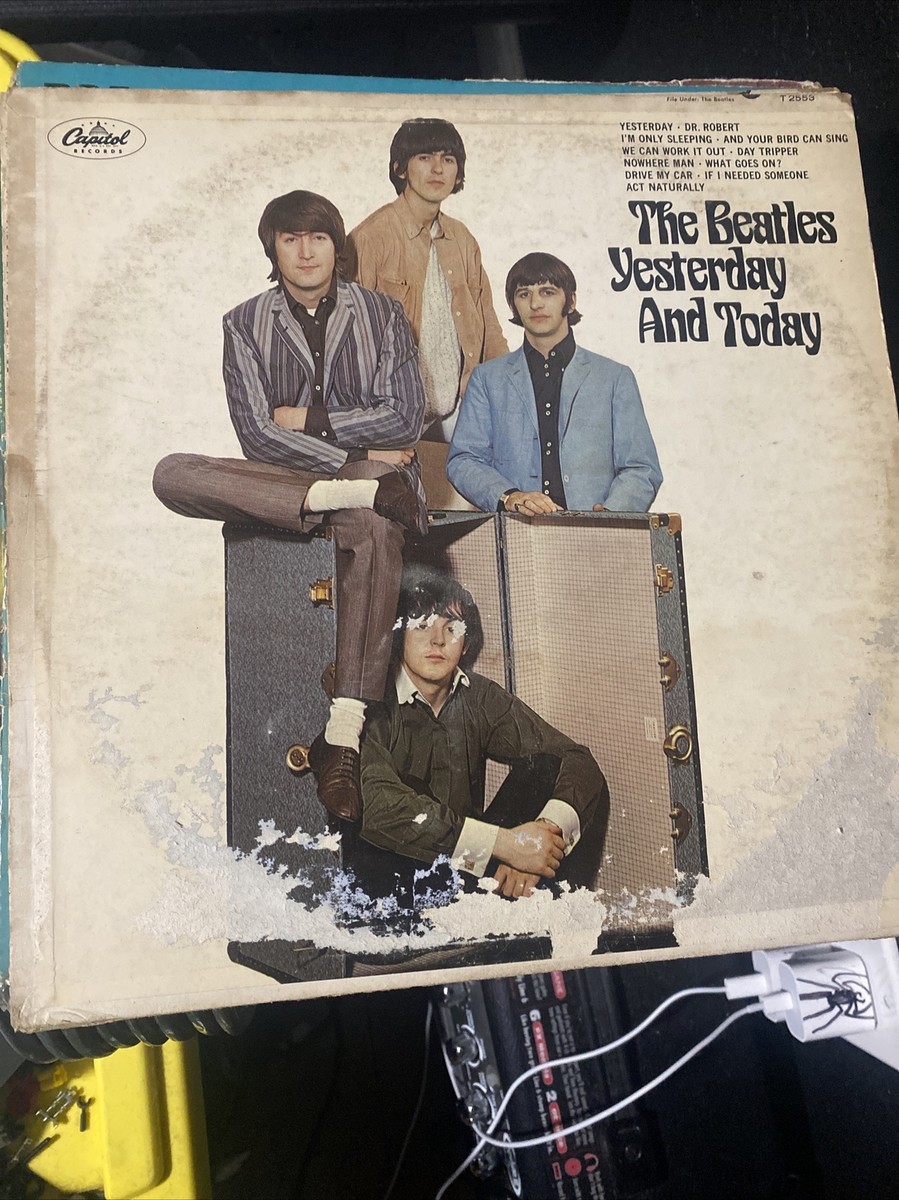 The Beatles Yesterday and Today Capitol T 2553 Record Album Vinyl