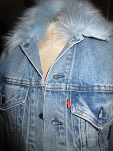 levis jacket with fur collar
