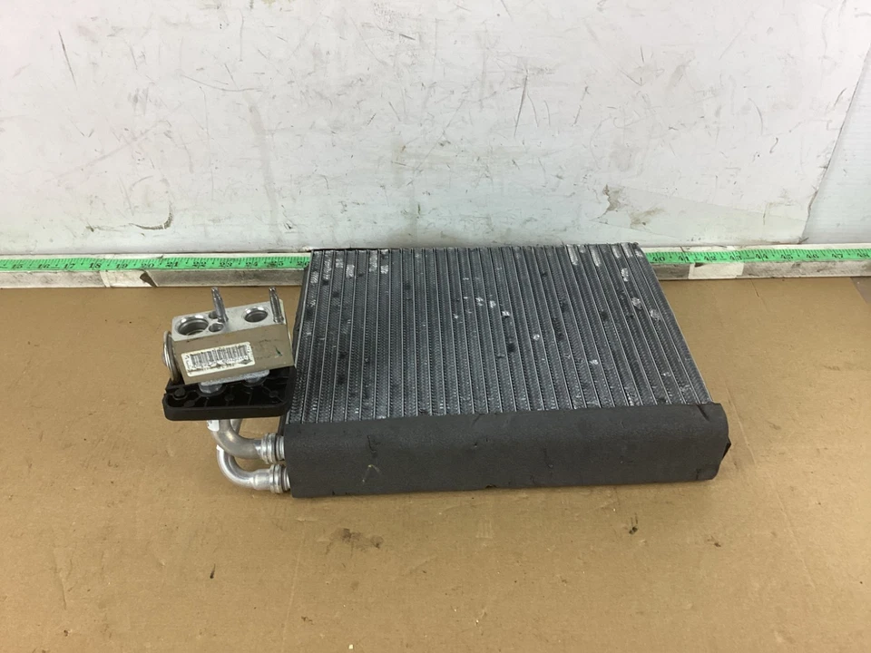 2013-2016 Mercedes Benz GL450 Ac A/C Evaporator Core Radiator T1012571QC OEM - Image 3 of 4