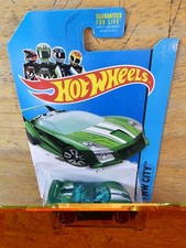 Hot Wheels QUICK N' SIK, Green; 2013 HW City Speed Team Series 32/250