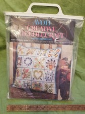 Vintage Avon Creative Crewel Floral Sentiments Pillow Embroidery Needlework Kit