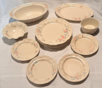 Pfaltzgraff Tea Rose Dinner and Side Plates, Serving Bowls, Platters, USA EUC