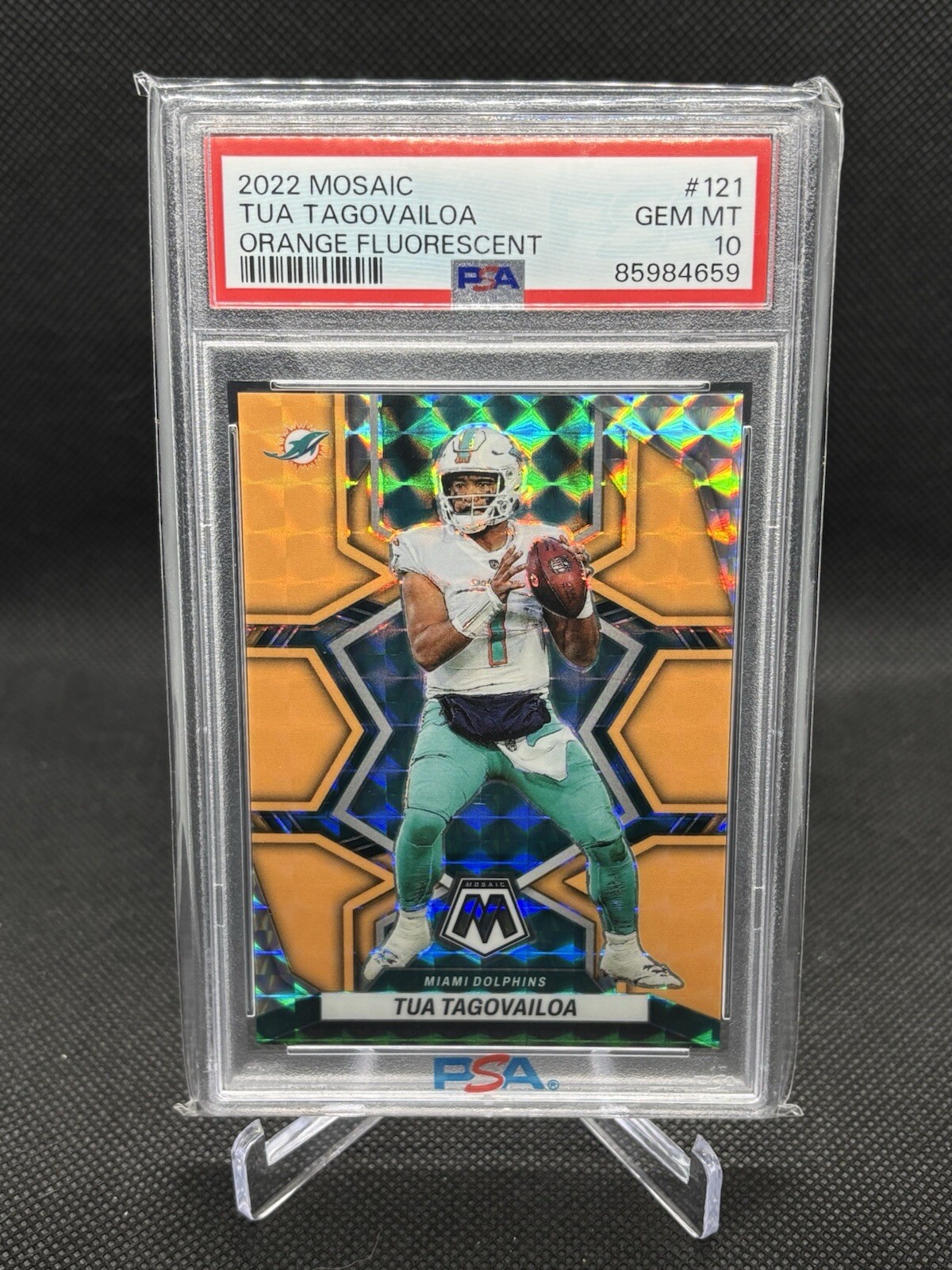Tua Tagovailoa 2022 Mosaic #121 Orange Fluorescent numbered  4/25 PSA 10