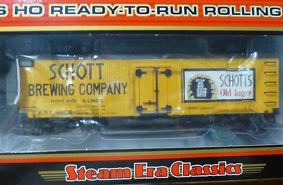 Atlas HO #20002712 Schott Brewing Company 36' Wood Reefer Rd #9909