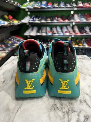 靴 LOUIS VUITTON SHOES