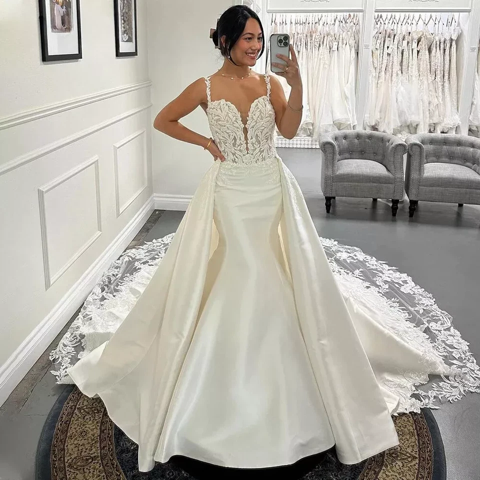Vestidos de novia de sirena con tren desmontable de encaje con correa de espagueti vestido de novia Foto 2 de 4