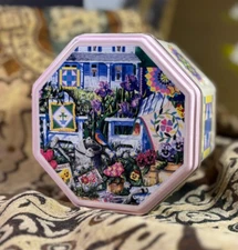 Diane Phalen Watercolors Vintage Tin – Octagon – The Tin Box Company – Excellent